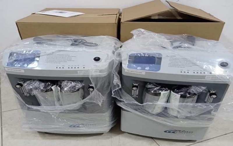 بلدية الأزرق توفر 10 أجهزة أكسجين