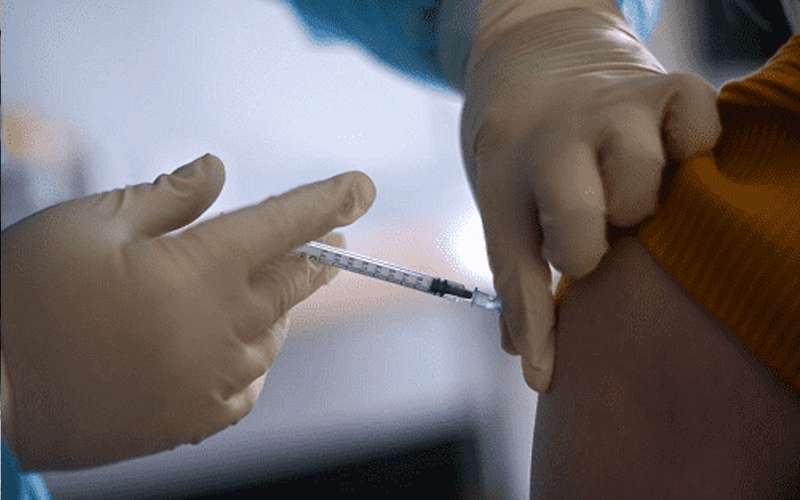 4333 شخصا يتلقون الجرعة الثانية من
