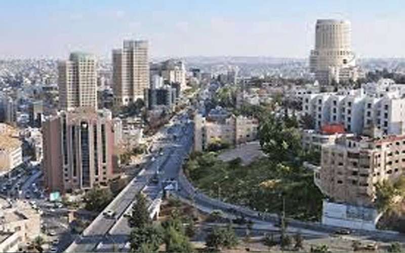 أجواء ربيعية لطيفة الأحد