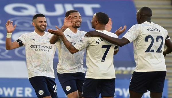 مورينيو يمنح مانشستر سيتي أولى بطاقات