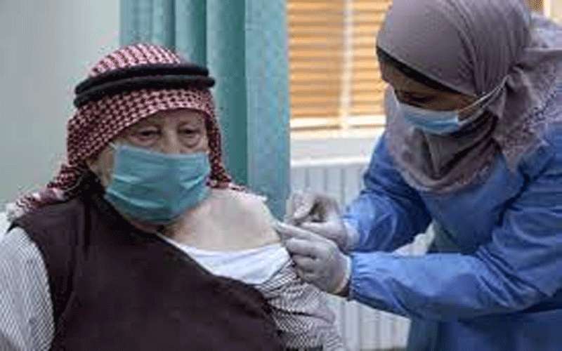 325 ألفا تلقوا الجرعة الأولى من