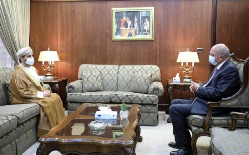 الفايز يلتقي سفيري سلطنة عمان واليابان