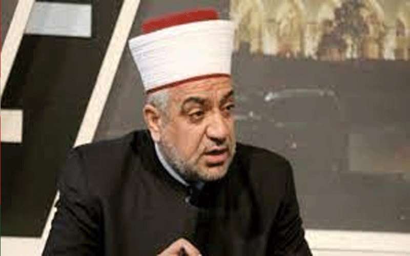 وزير الاوقاف يسأل عن عودة صلاة