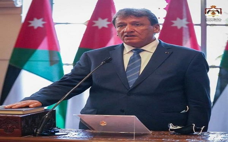 عزايزة: نسعى لتعزيز النقل المباشر في
