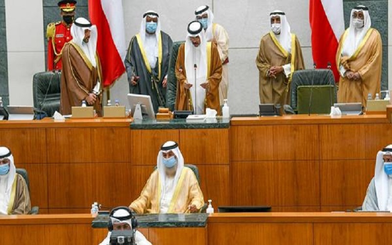 الحكومة الكويتية تنفي تقارير عن توجه