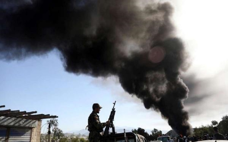 مقتل 3 وإصابة 11 في انفجار