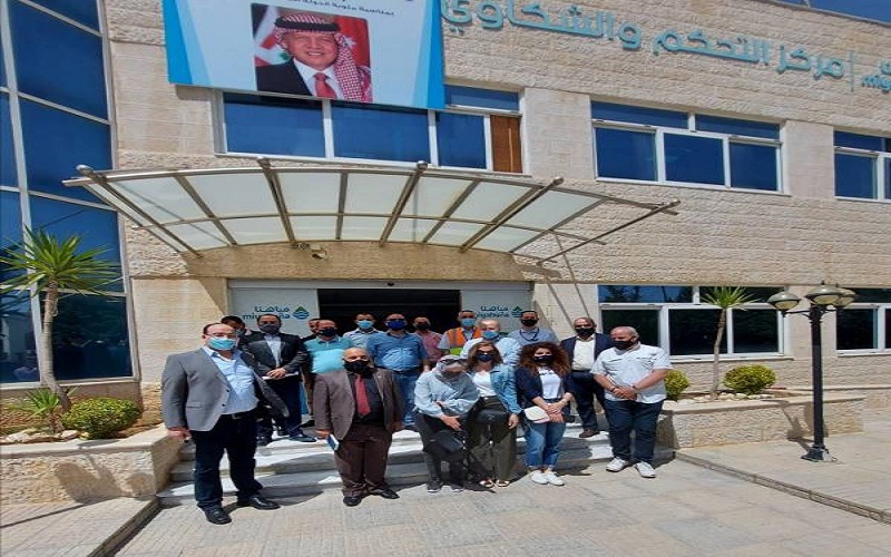 أمين عام سلطة المياه يتفقد مركز