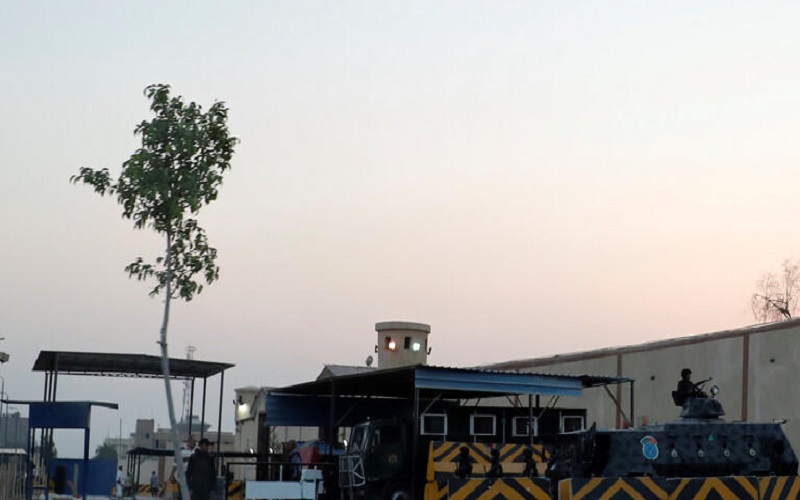 مصر: لا يوجد معتقل سياسي داخل