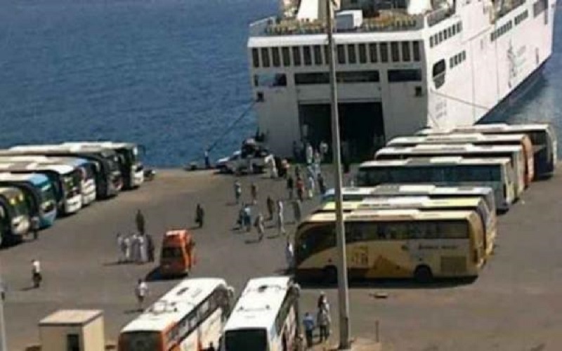 استئناف نقل الركاب عبر الخط البحري