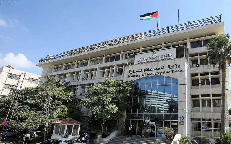 تحرير 22 مخالفة في الزرقاء