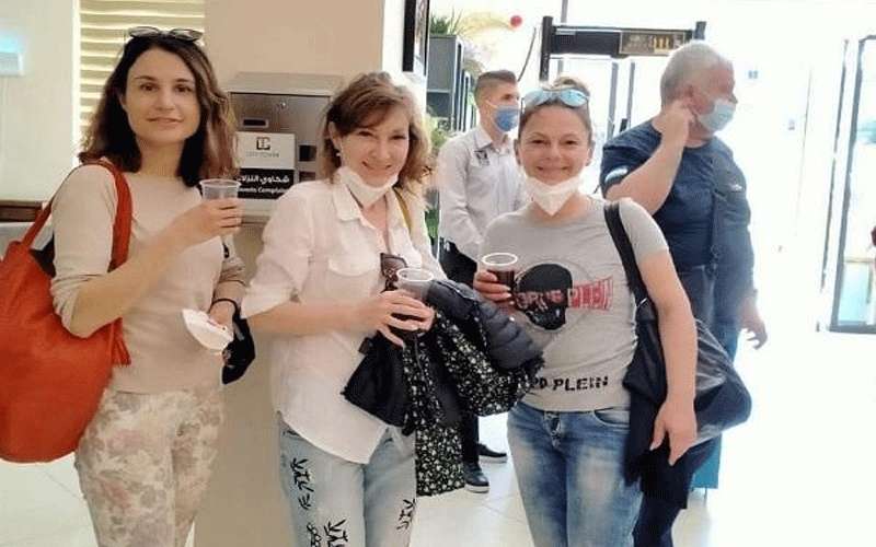 إصابة سائحة بلغارية بكورونا بعد وصولها