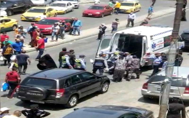 عشريني يطلق النار على رأسه