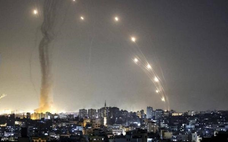 رشقة صاروخية من غزة على تل