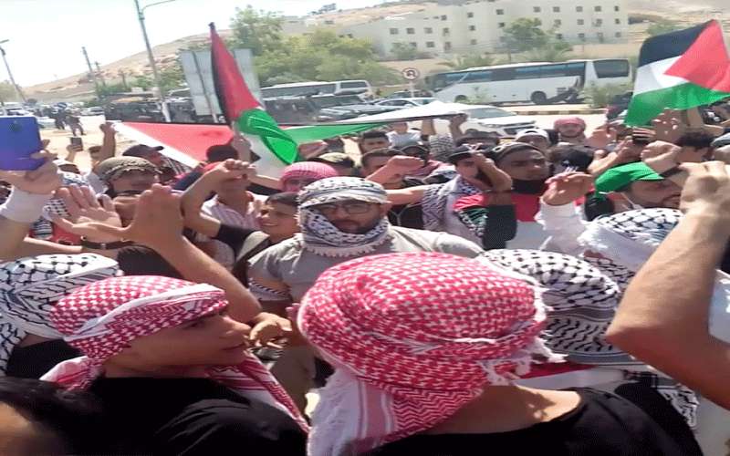 لليوم الثاني .. أردنيون يحتشدون قرب
