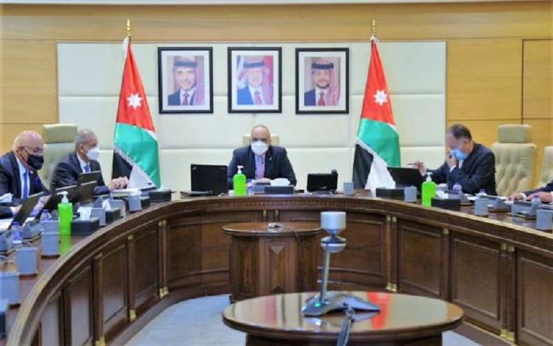 الحكومة تقر اجراءات تخفيفية وتحفيزية في