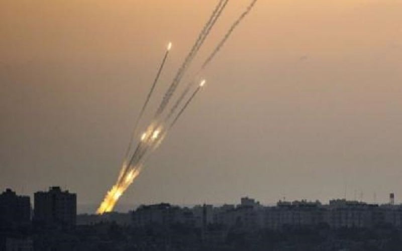 رشقة صاروخية من غزة تجاه اسدود