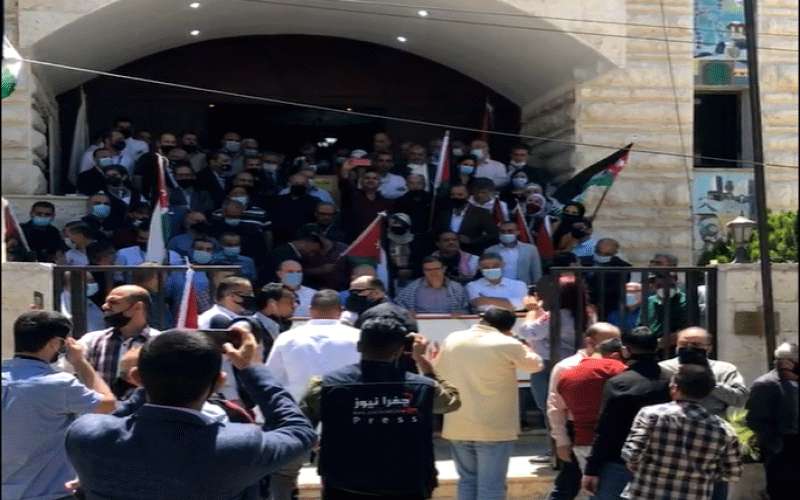 صحفيو الأردن يحتجون رفضا للعدوان على