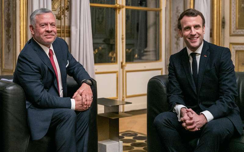 مباحثات بين الملك وماكرون والسيسي لأجل