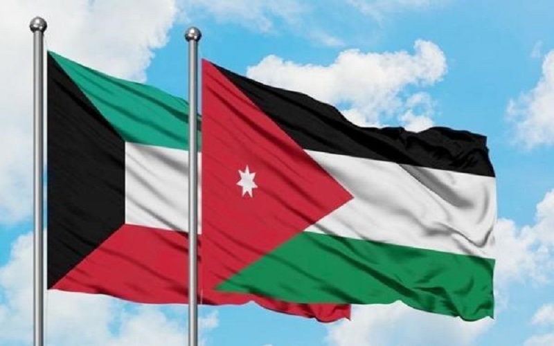 الصفدي ونظيره الكويتي يؤكدان ضرورة وقف