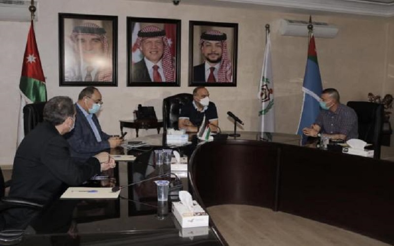 الخصاونة يوجه بالوقوف على أسباب انقطاع
