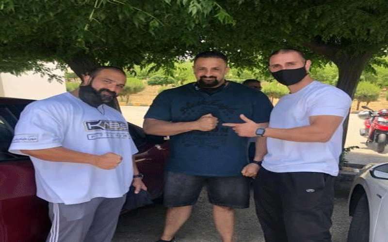 أندية اللياقة تستعد للفتح بعد إفلاس