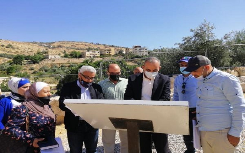 أمين عام السياحة يتفقد أماكن سياحية