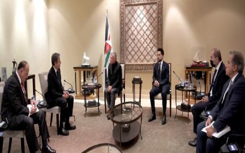 الملك يؤكد لوزير الخارجية الأمريكي ضرورة