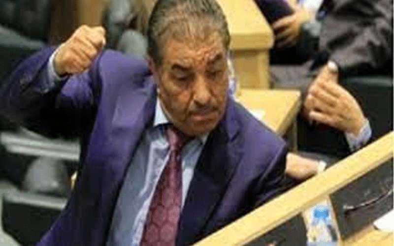 النائب الزعبي يناشد الملك بحل مجلس