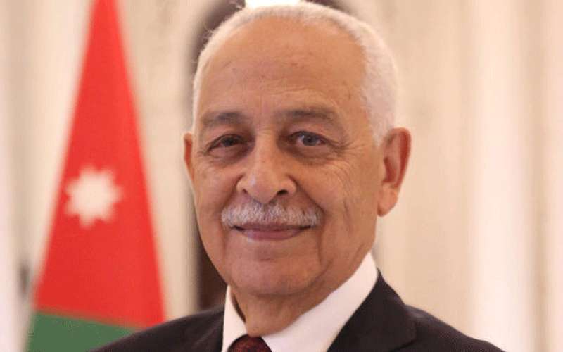 العيسوي ينقل تعازي الملك للصرايرة