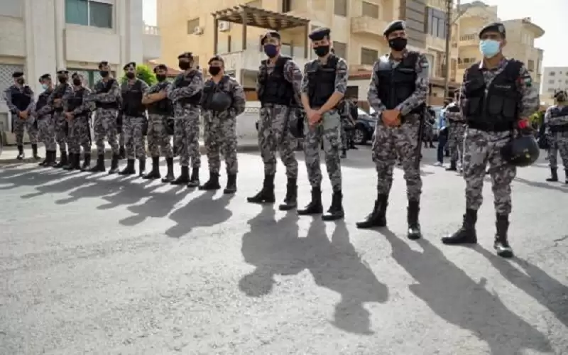 عودة الهدوء إلى ام البساتين وتراجع