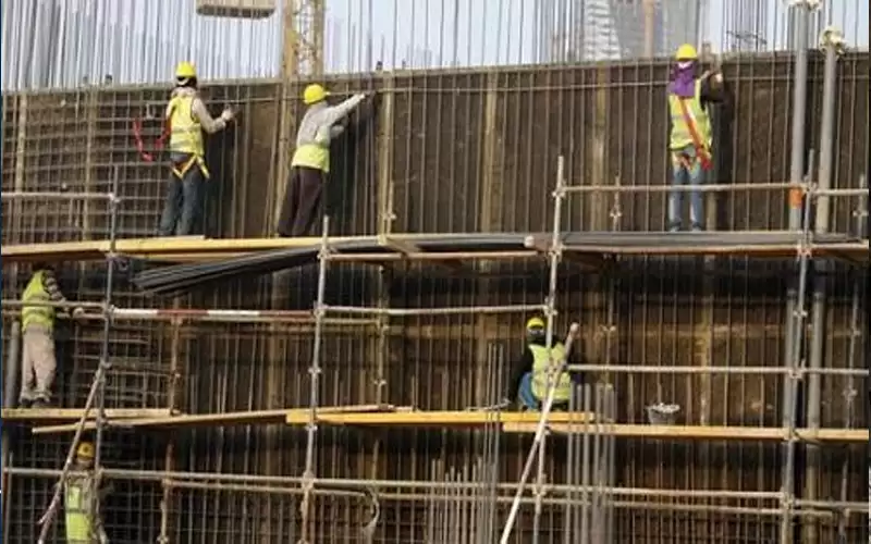 تعليمات بتسفير العامل الوافد المخالف للقانون