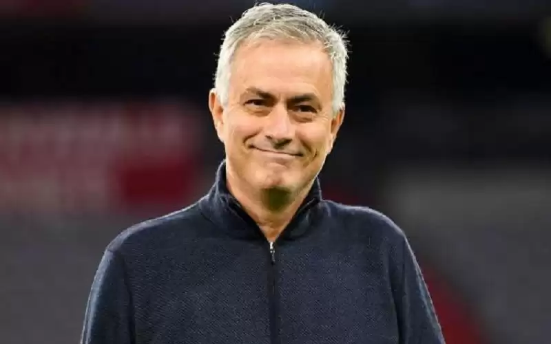 مورينيو: أحرزت 25 لقبا ونصف خلال