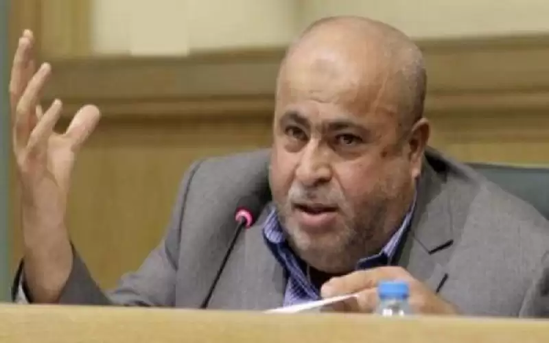 عطية: الحكومة تقر علاوة 30 دينارا