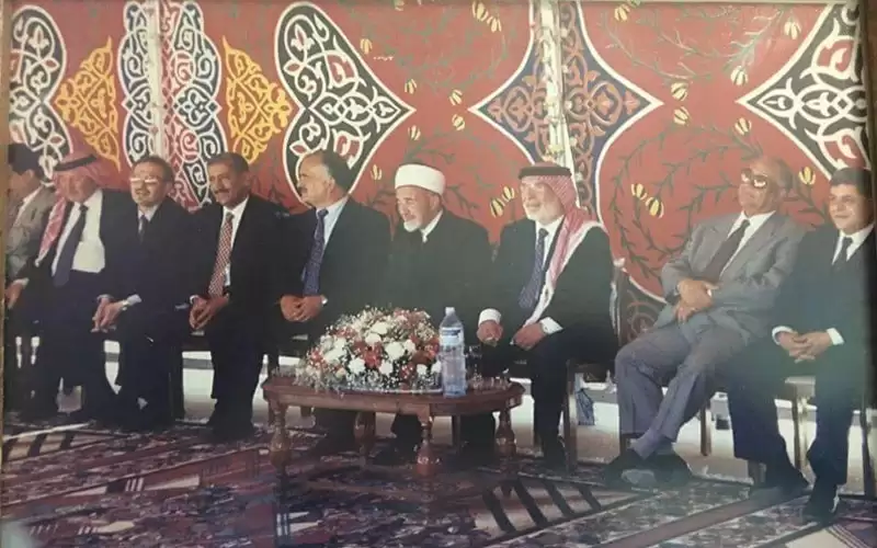 قصة صورة في ذكرى مئوية الدولة