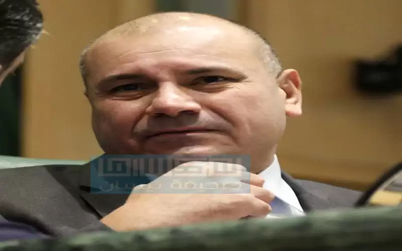 العودات يعد بقانون بلديات ولامركزية يسد