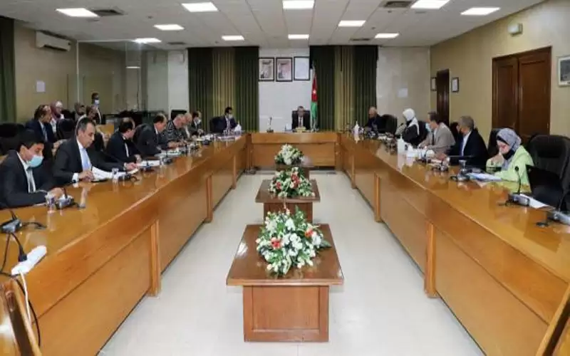 التربية تؤكد جاهزيتها لعقد امتحان التوجيهي