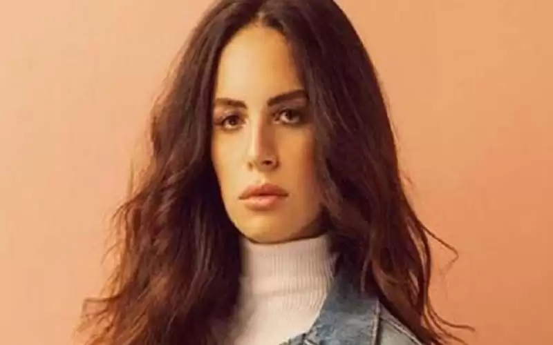 آمال ماهر تقرر العودة للغناء وتكشف