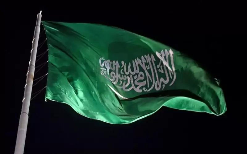 السعودية.. توقيف عدد من المسؤولين في