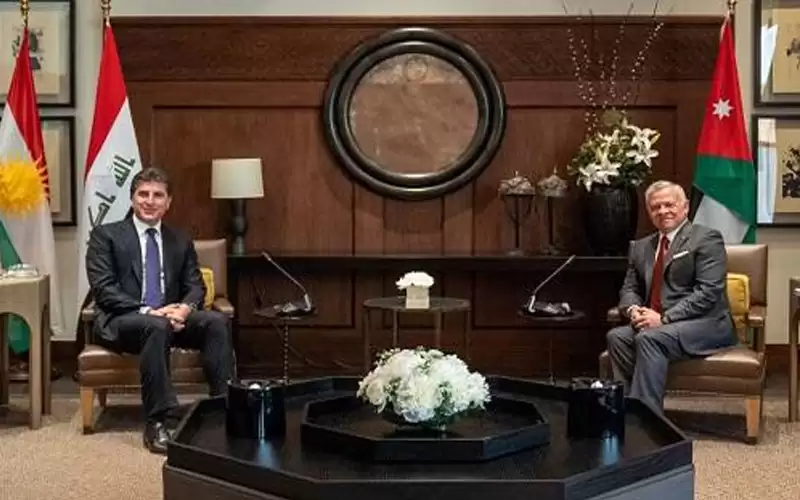 الملك يجدد تأكيد وقوف الأردن إلى