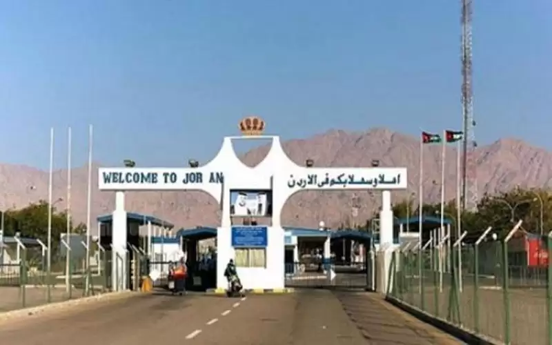 مسؤول فلسطيني للمسافرين للأردن: لا تسجلوا