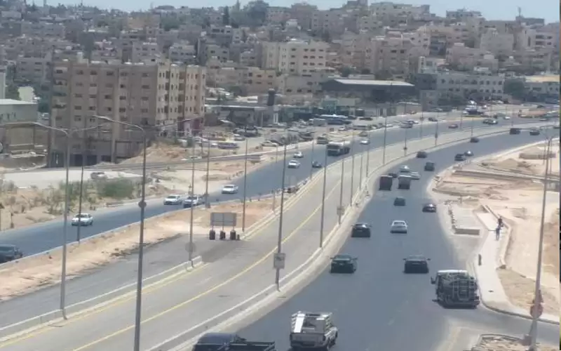 تحويلات مرورية على اتوستراد عمان -