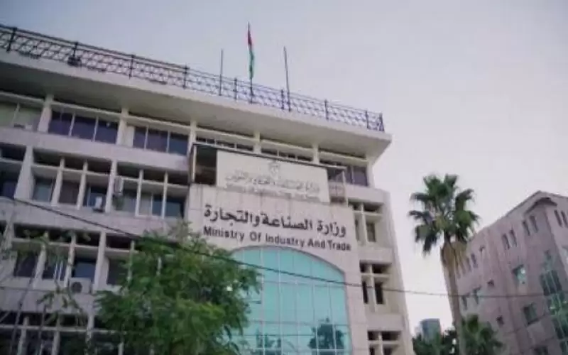 الصناعة والتجارة: 1058 مخالفة لأوامر الدفاع