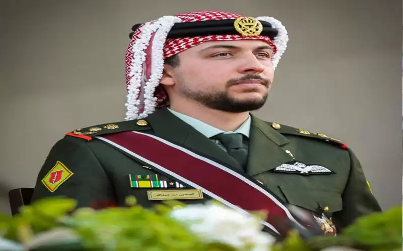 الملكة: ‎كل عام والأمير الحسين الغالي