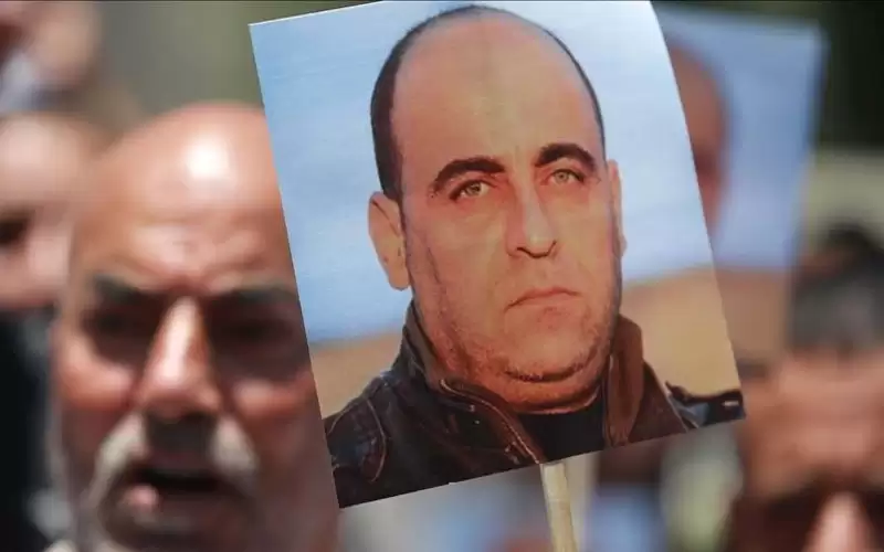 انسحاب ممثل عائلة بنات من لجنة