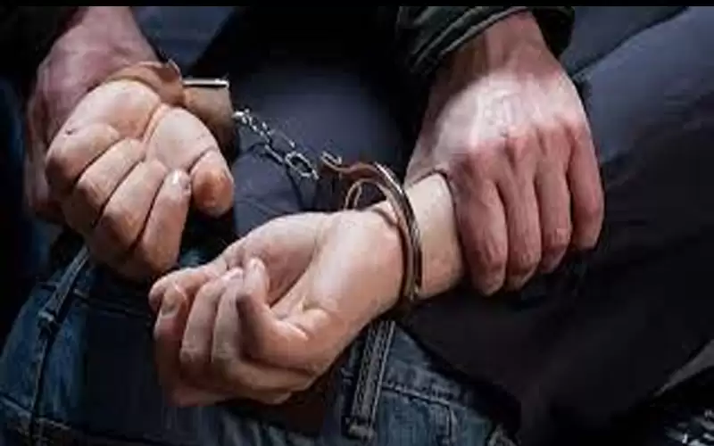 القبض على قاتل ثلاثيني طعنا وخنقا