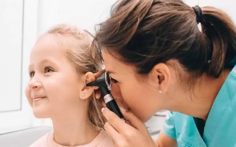 لأول مرة .. علاج التهاب الأذن