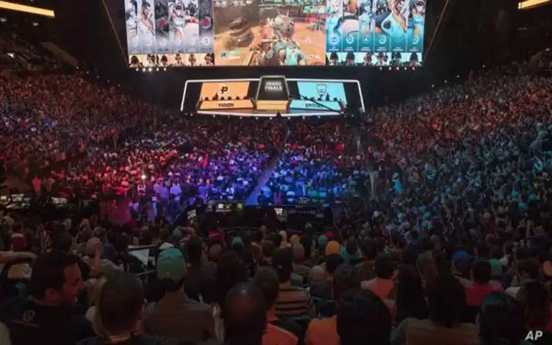 تجسيد لهدم الكعبة .. الأزهر يحذر