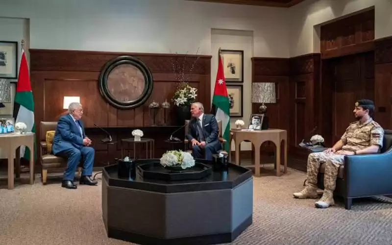الملك لـ عباس: على إسرائيل وقف