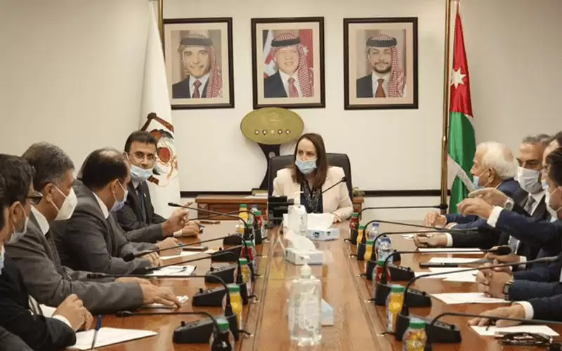 وفد تجاري سوري يطالب الأردن بتسهيل