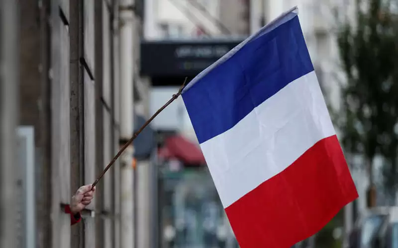 مسؤول فرنسي: البلاد ستواجه موجة رابعة